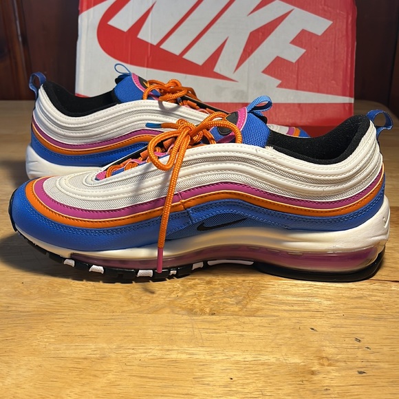 Air Max Nike Sneakers Size 8.5 - Picture 3 of 15